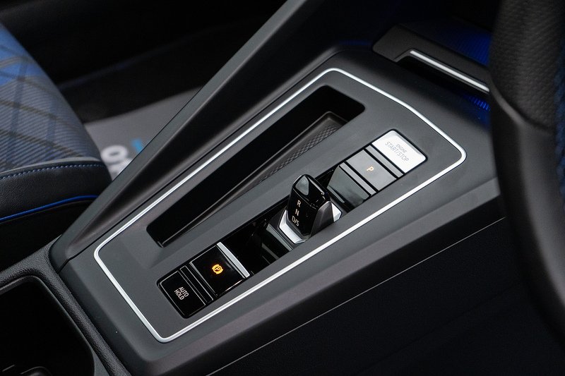 Volkswagen 2.0 TSI R Hatchback 5dr Petrol DSG 4Motion Euro 6 (s/s) (320 ps)