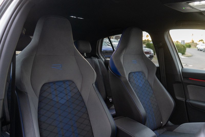 Volkswagen 2.0 TSI R Hatchback 5dr Petrol DSG 4Motion Euro 6 (s/s) (320 ps)