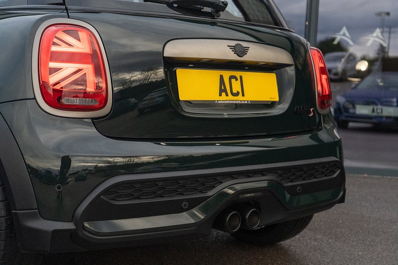 MINI Hatch Cooper S Resolute Edition - U5131