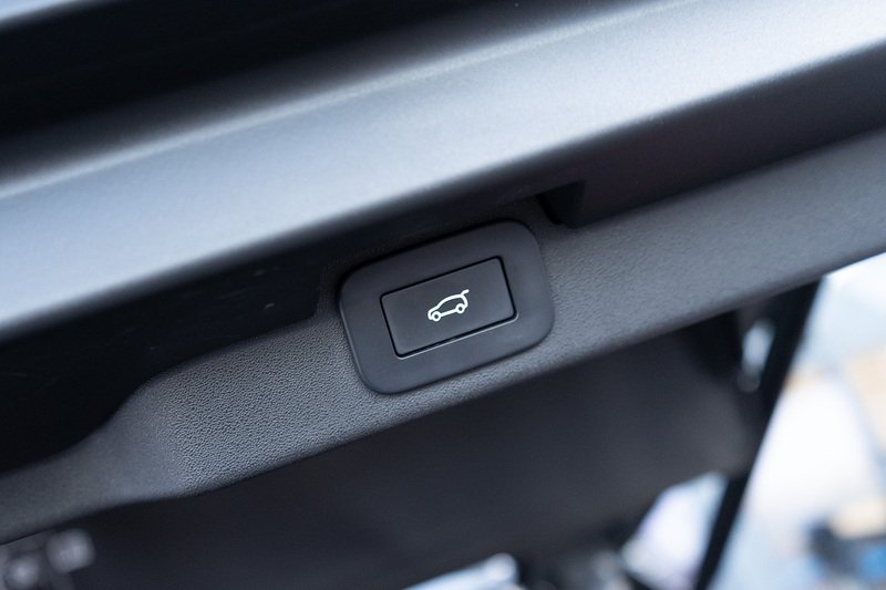 Land Rover Discovery D300 MHEV Dynamic HSE - U5134