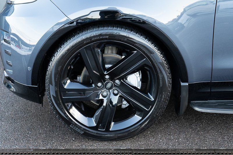 Land Rover Discovery D300 MHEV Dynamic HSE - U5134