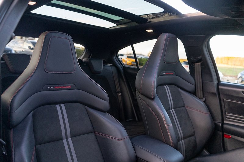 Ford Focus T EcoBoost ST - U5138