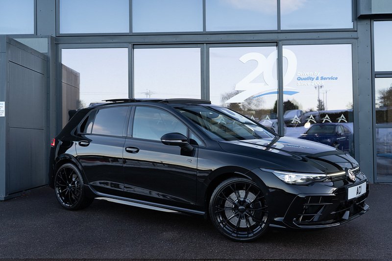 Volkswagen Golf TSI R Black Edition - U5139