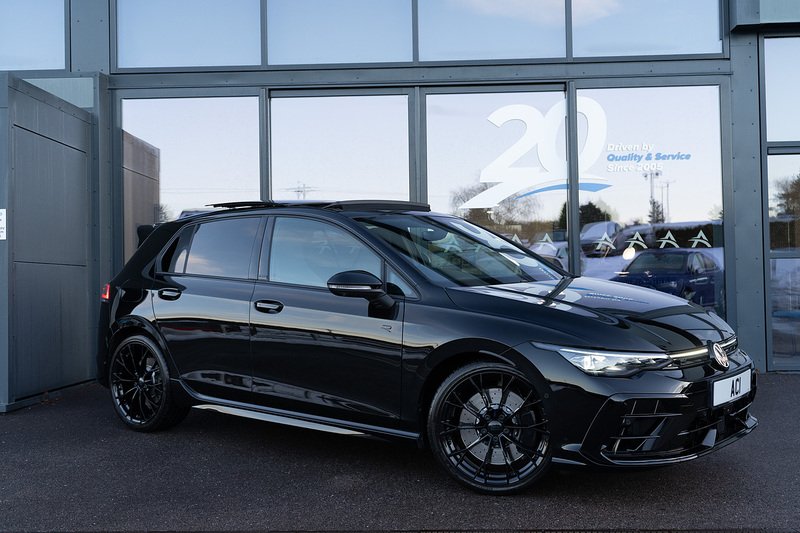Volkswagen Golf TSI R Black Edition - U5139