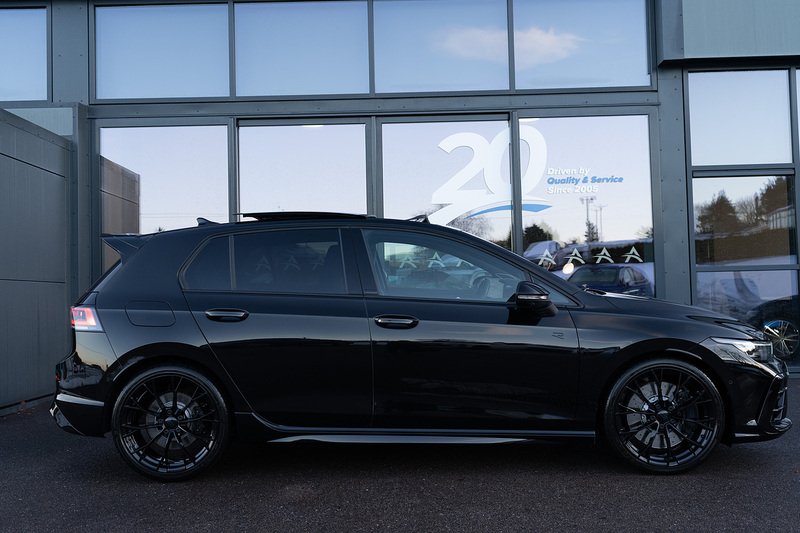 Volkswagen Golf TSI R Black Edition - U5139
