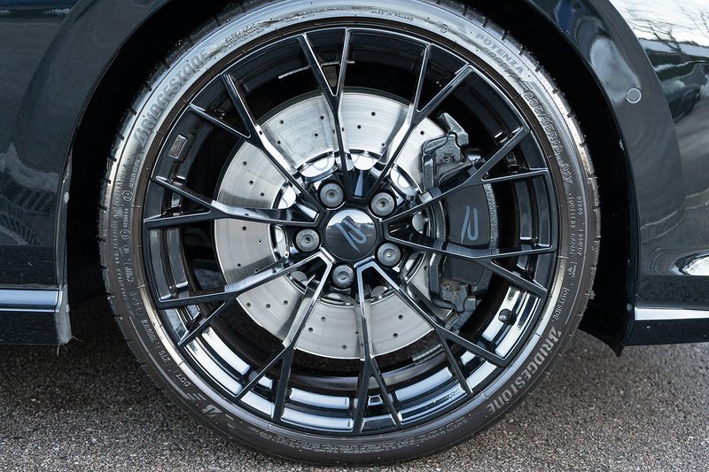 Volkswagen Golf TSI R Black Edition - U5139