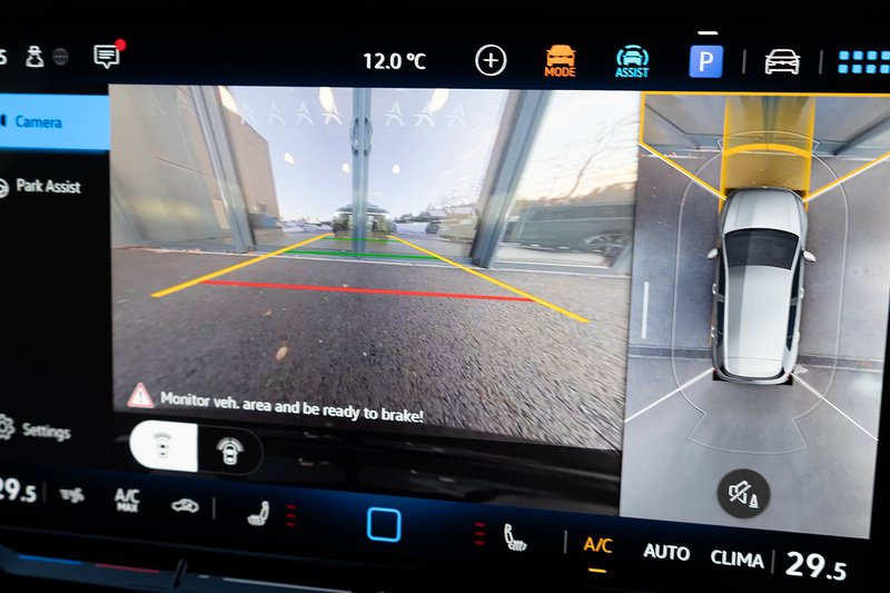 Volkswagen Golf TSI R Black Edition - U5139