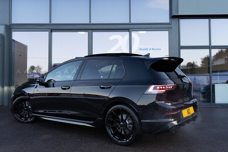 Volkswagen Golf TSI R Black Edition - U5139