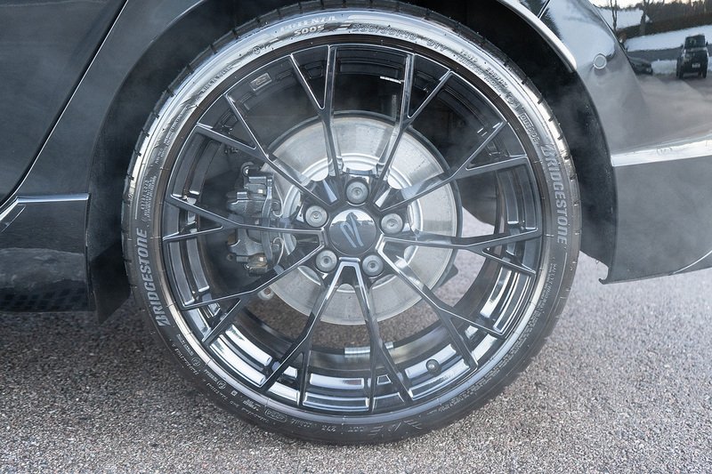 Volkswagen Golf TSI R Black Edition - U5139