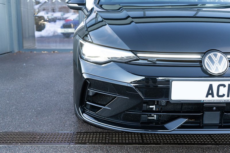 Volkswagen Golf TSI R Black Edition - U5139