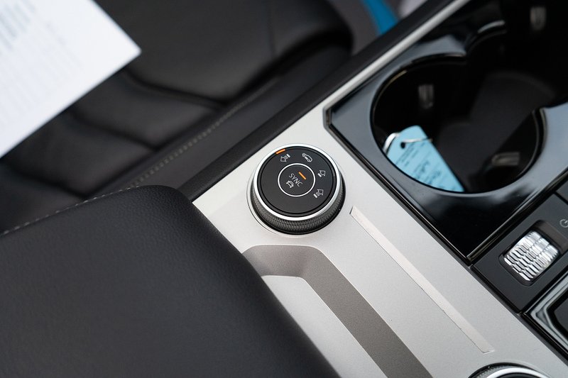 Volkswagen Touareg TDI V6 Black Edition - U5143