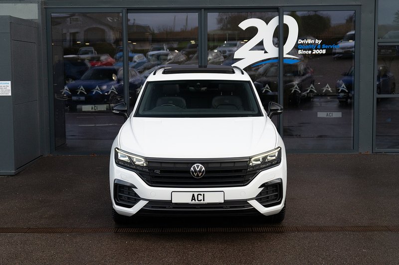 Volkswagen Touareg TDI V6 Black Edition - U5143
