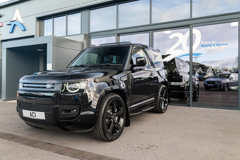 Land Rover Defender 90 D300 MHEV X-Dynamic HSE - U5149