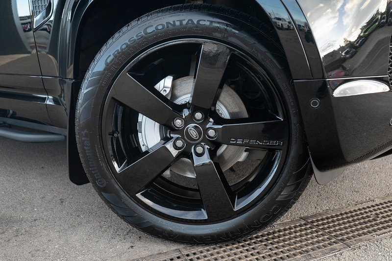 Land Rover Defender 90 D300 MHEV X-Dynamic HSE - U5149