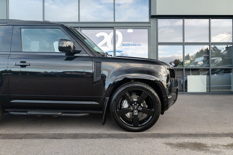 Land Rover Defender 90 D300 MHEV X-Dynamic HSE - U5149