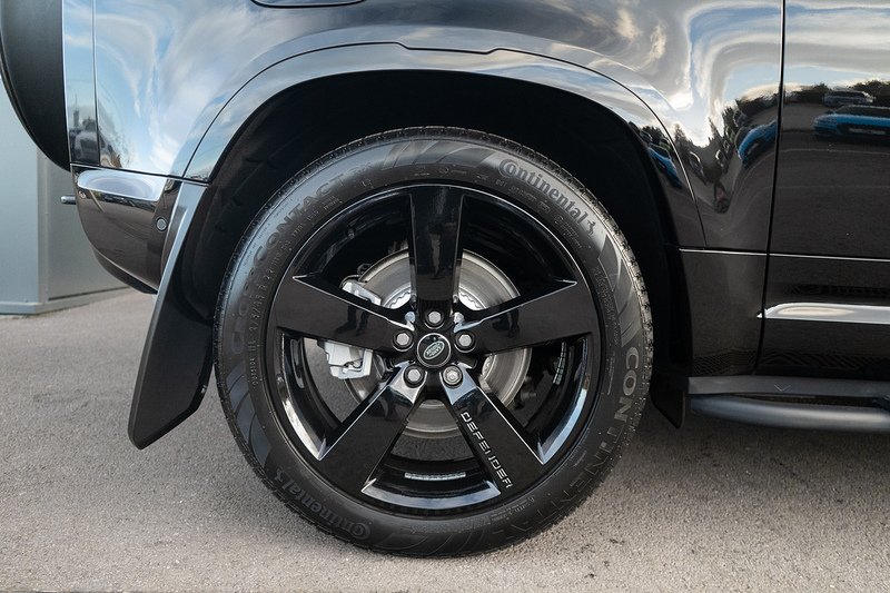 Land Rover Defender 90 D300 MHEV X-Dynamic HSE - U5149