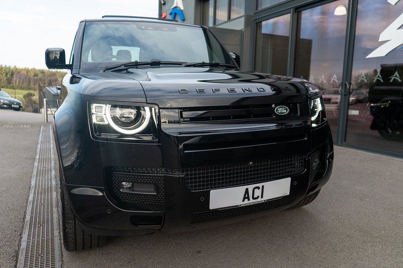 Land Rover Defender 90 D300 MHEV X-Dynamic HSE - U5149