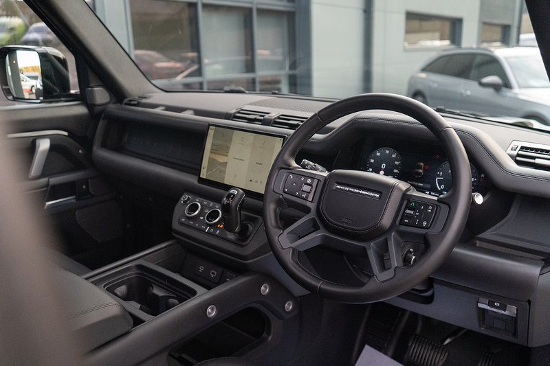 Land Rover Defender 90 D300 MHEV X-Dynamic HSE - U5149