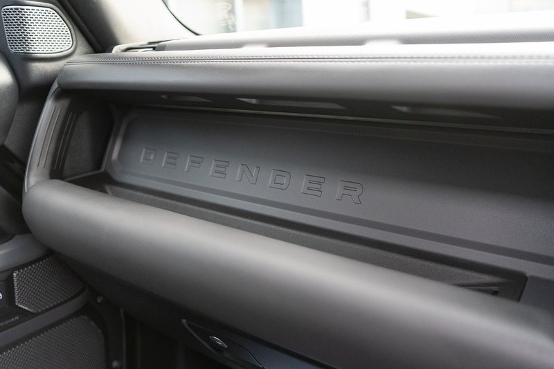 Land Rover Defender 90 D300 MHEV X-Dynamic HSE - U5149