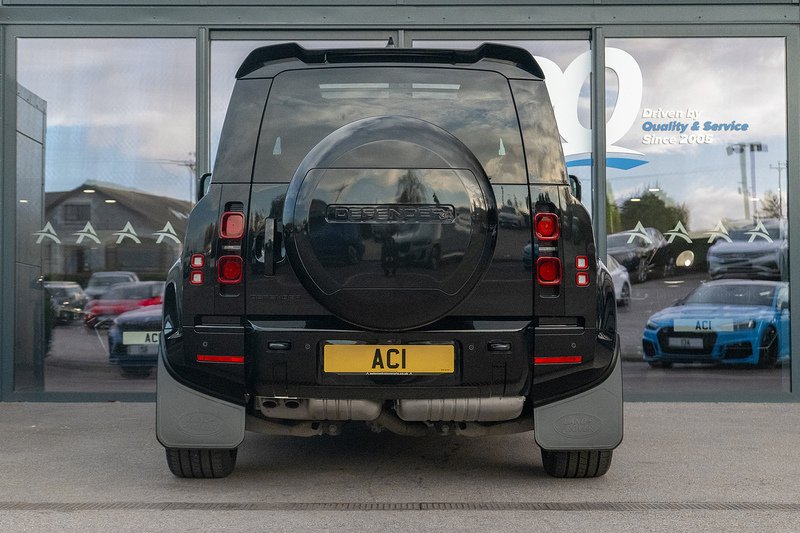 Land Rover Defender 90 D300 MHEV X-Dynamic HSE - U5149
