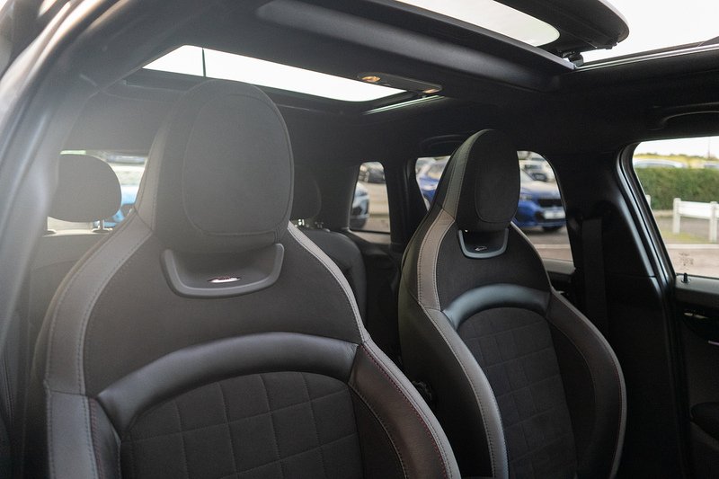 MINI 2.0 Cooper S Sport Hatchback 5dr Petrol Steptronic Euro 6 (s/s) (178 ps)