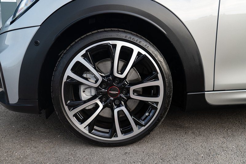 MINI 2.0 Cooper S Sport Hatchback 5dr Petrol Steptronic Euro 6 (s/s) (178 ps)