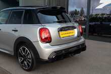 MINI 2.0 Cooper S Sport Hatchback 5dr Petrol Steptronic Euro 6 (s/s) (178 ps)