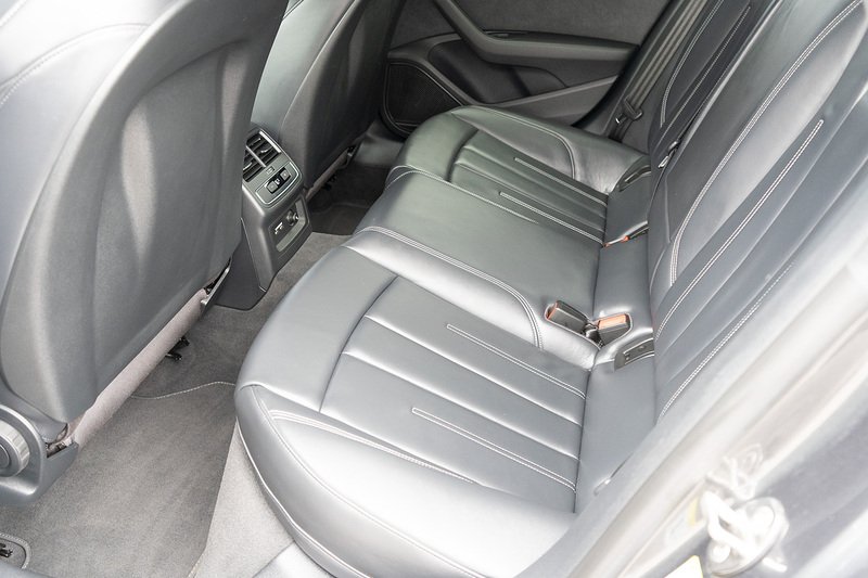 Audi 2.0 TDI 40 Black Edition Sportback 5dr Diesel S Tronic quattro Euro 6 (s/s) (204 ps)