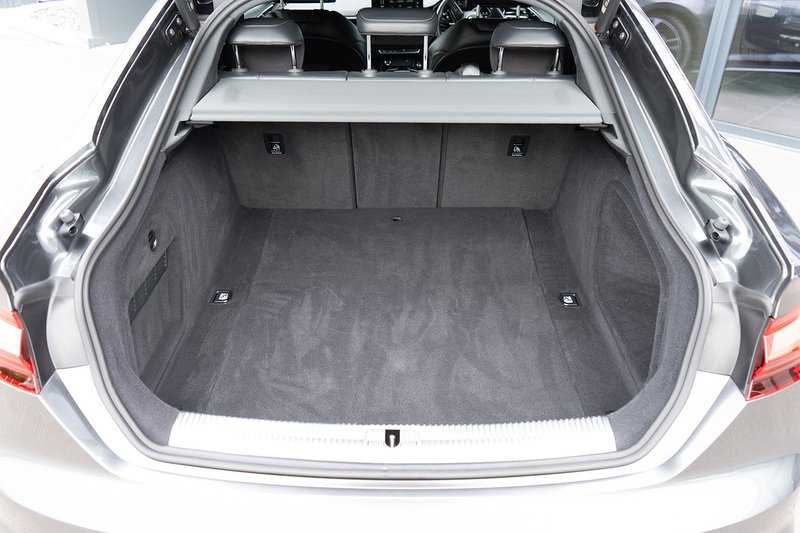 Audi 2.0 TDI 40 Black Edition Sportback 5dr Diesel S Tronic quattro Euro 6 (s/s) (204 ps)