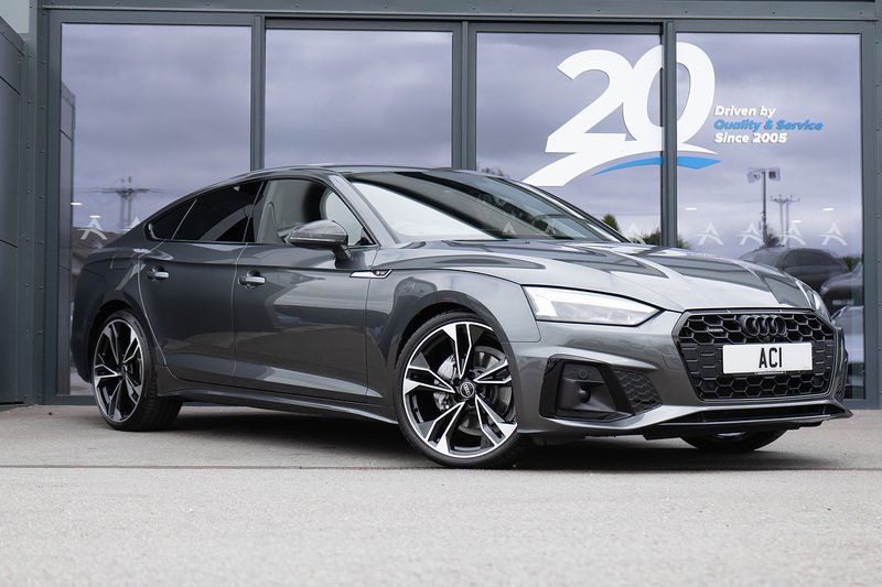 Audi 2.0 TDI 40 Black Edition Sportback 5dr Diesel S Tronic quattro Euro 6 (s/s) (204 ps)