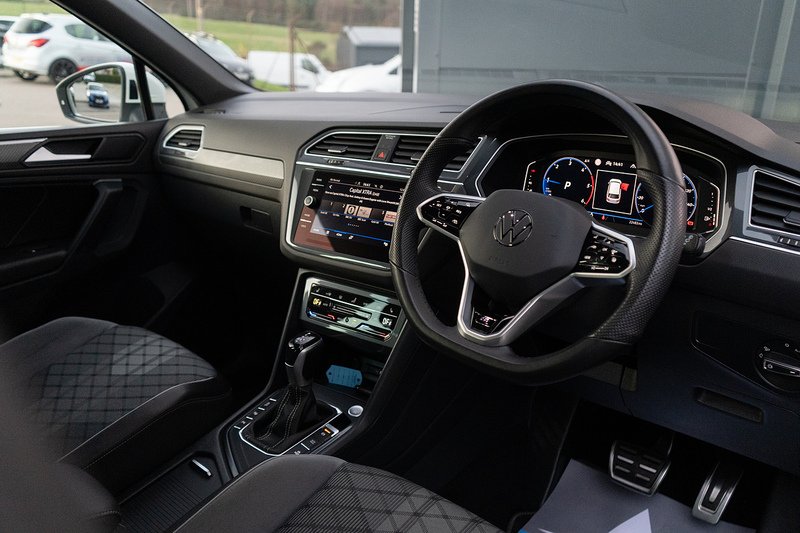 Volkswagen Tiguan TDI R-Line - U5159