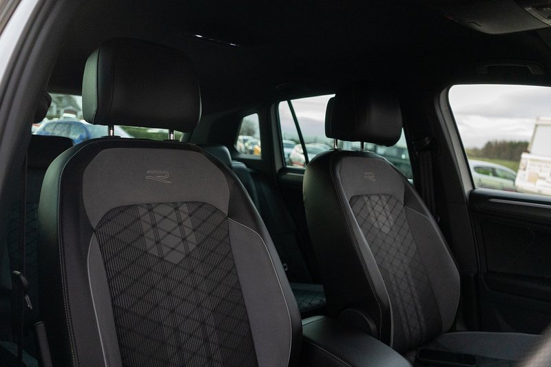 Volkswagen Tiguan TDI R-Line - U5159