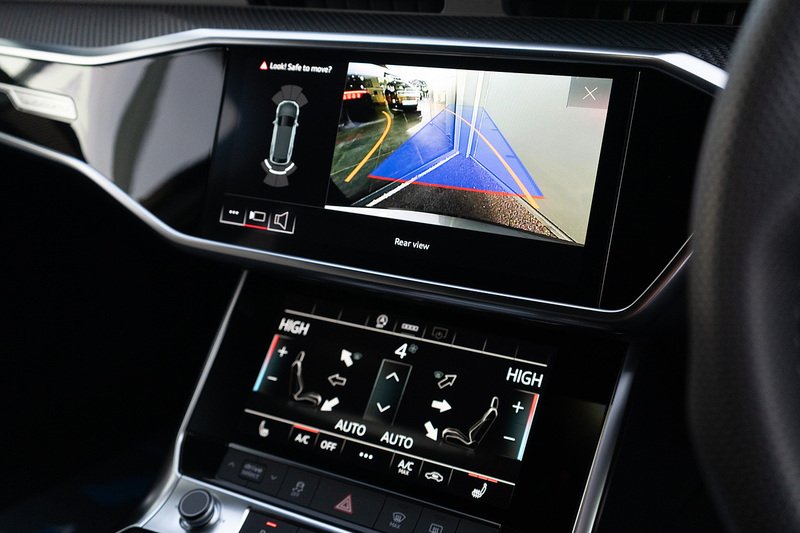 Audi A6 Avant TDI Black Edition - U5160