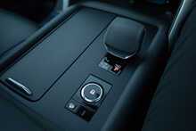 Land Rover 3.0 D350 MHEV Dynamic HSE SUV 5dr Diesel Auto 4WD Euro 6 (s/s) (350 ps)