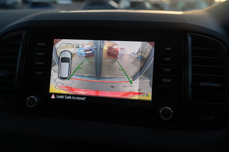 Skoda Karoq TSI SportLine - U5164