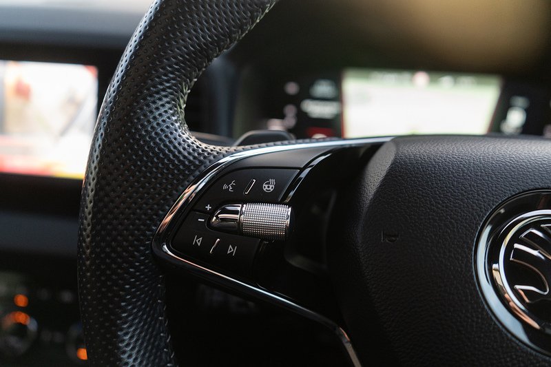 Skoda Karoq TSI SportLine - U5164