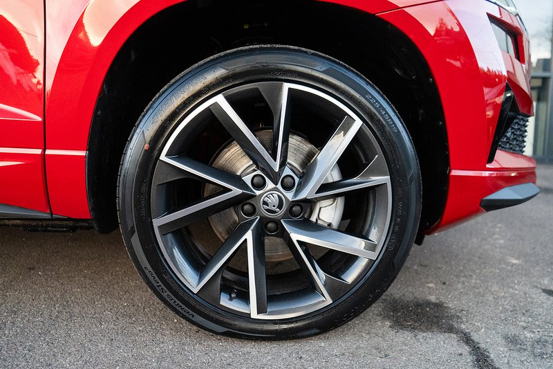 Skoda Karoq TSI SportLine - U5164