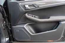 Porsche 2.9T V6 GTS SUV 5dr Petrol PDK 4WD Euro 6 (s/s) (440 ps)