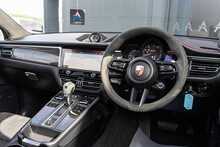 Porsche 2.9T V6 GTS SUV 5dr Petrol PDK 4WD Euro 6 (s/s) (440 ps)