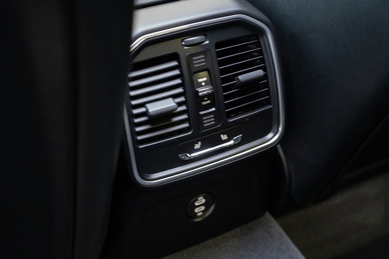 Porsche Macan T V6 GTS - U5168