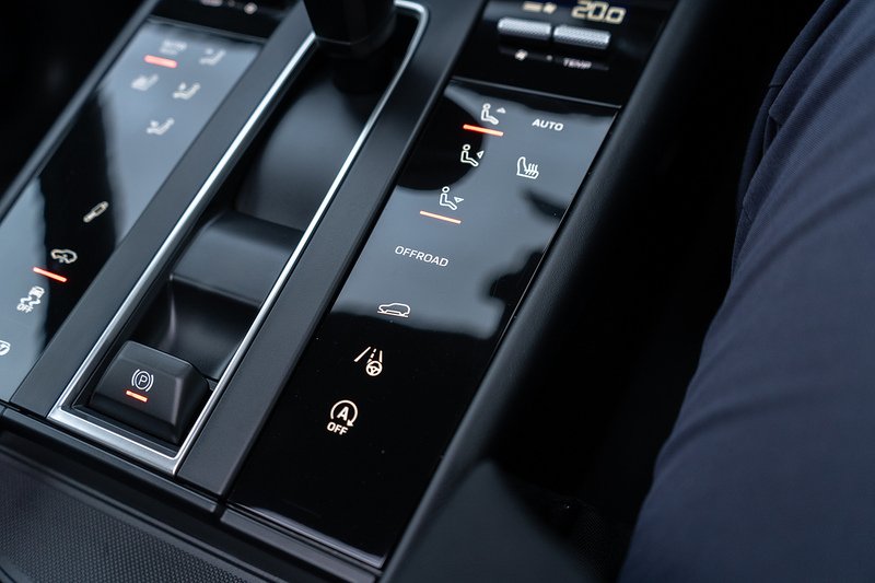 Porsche Macan T V6 GTS - U5168