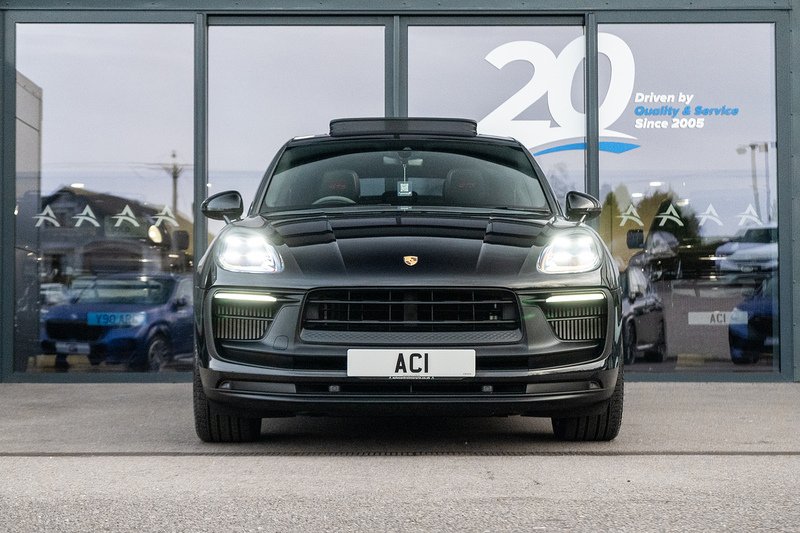 Porsche Macan T V6 GTS - U5168