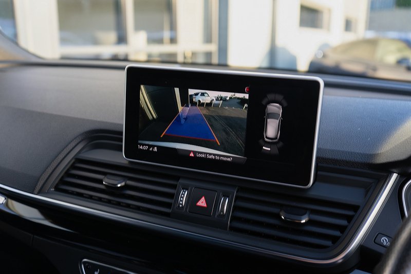 Audi Q5 TDI Black Edition - U5173