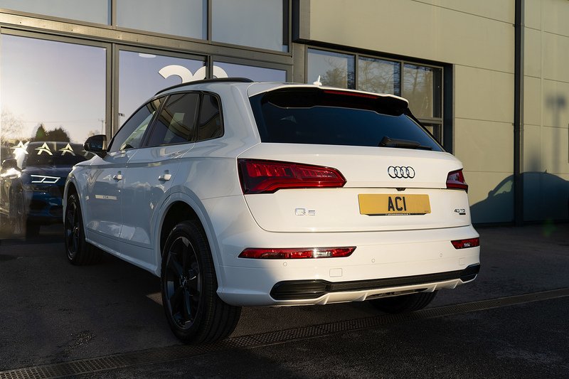Audi Q5 TDI Black Edition - U5173