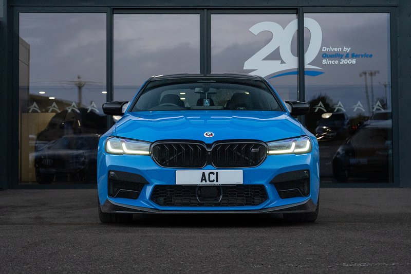 BMW M5 i V8 Competition - U5176