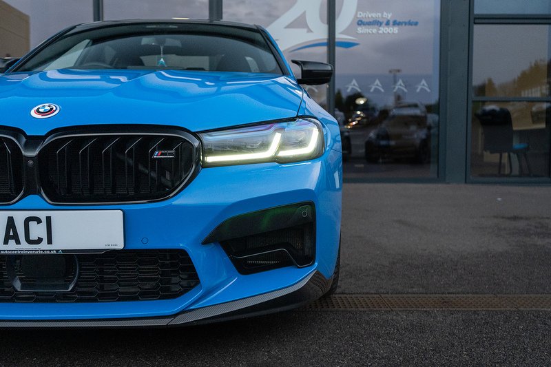 BMW M5 i V8 Competition - U5176