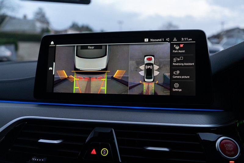 BMW M5 i V8 Competition - U5176