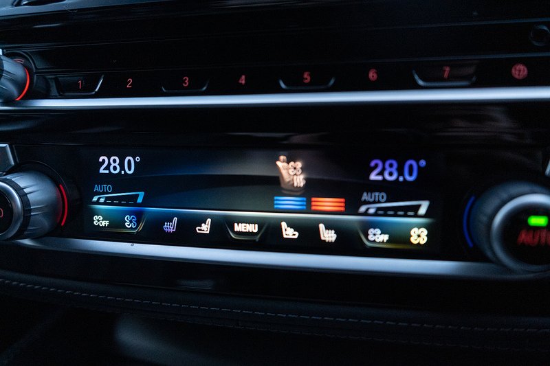 BMW M5 i V8 Competition - U5176