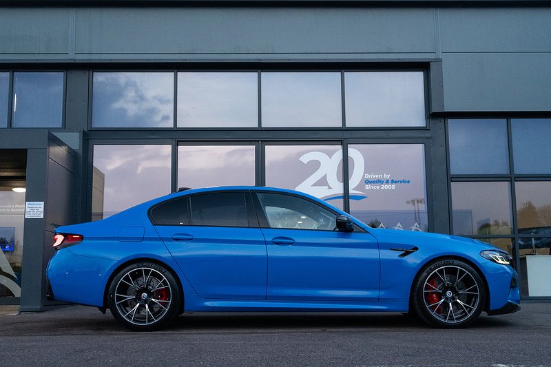 BMW M5 i V8 Competition - U5176