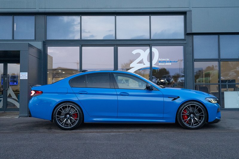 BMW M5 i V8 Competition - U5176
